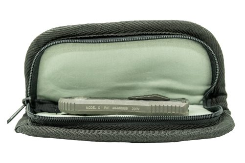 Protect your favorite Hawk knife with this zipper case made by Unique Cases!