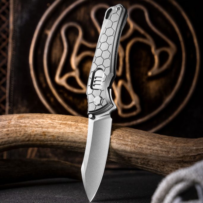 TALON AUTO / TUMBLED HANDLE / TUMBLED BLADE / HONEYCOMB TITANIUM